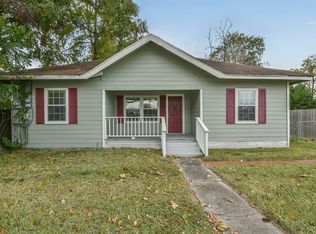 113 N Houston Ave, Humble, TX 77338