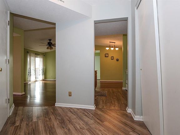 4th image of 533 Aspen Glen Dr APT 312