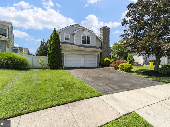 22 Mystic Way, Burlington, NJ 08016