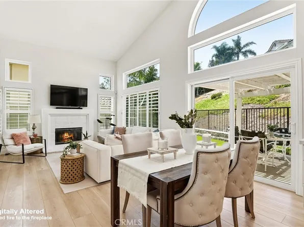 16 El Guiro, Rancho Santa Margarita, CA 92688