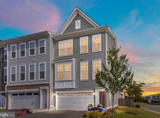 8180 Broad Pl, Manassas, VA 20110