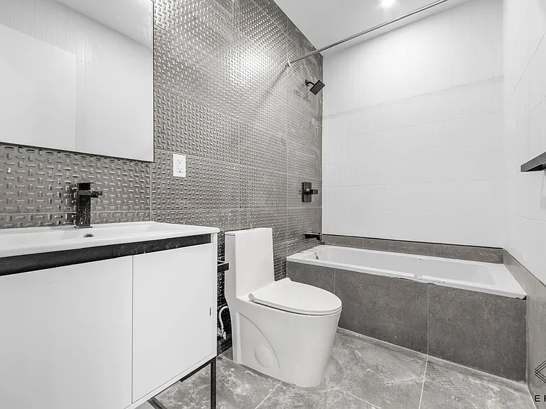 1193 Nostrand Ave #4R — Photo 12