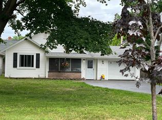 78 McEwen Rd, Rochester, NY 14616