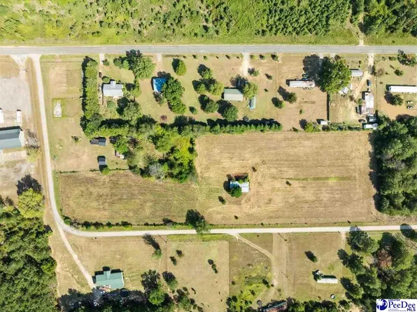 4280 Rollins Ln, Wallace, SC 29596