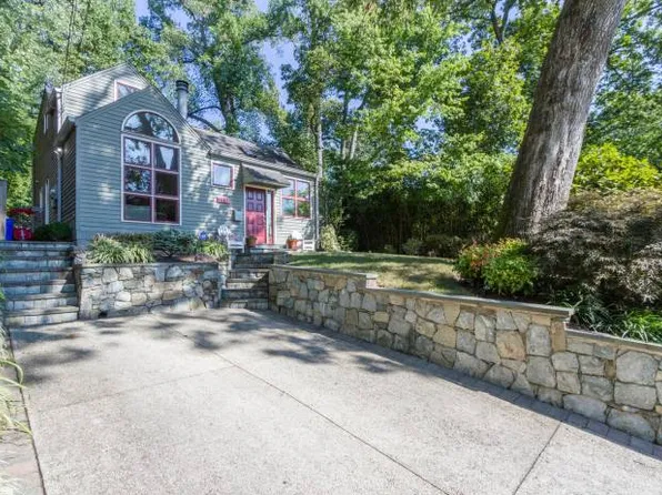 5117 Wissioming Rd, Bethesda, MD 20816