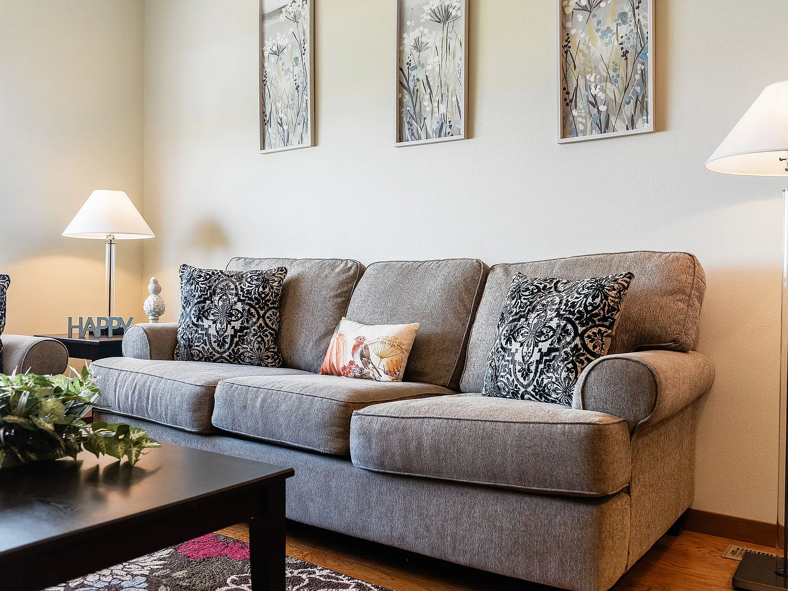 Lincoln Square Townhomes — Photo 4