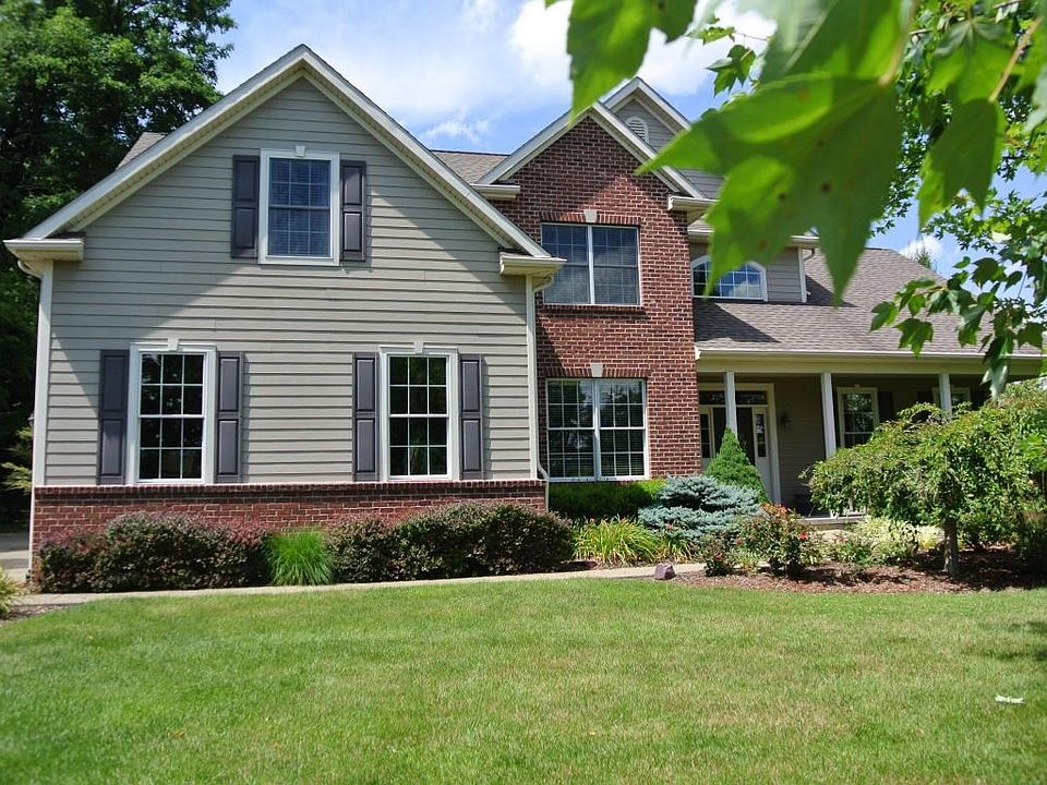 1st image of 100 Stone Valley Dr