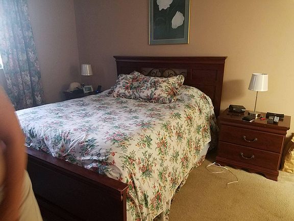 3rd image of 6328 Sugar Bush Ln #6