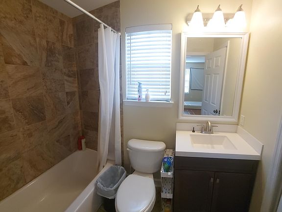 5th image of 4314 Avon Park Cir #2