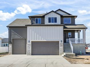 1068 S 4425 W, Clearfield, UT 84015