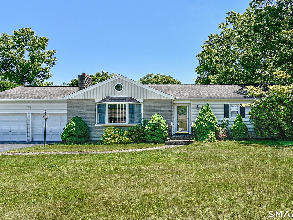 1st image of 12 Greenfield Drive