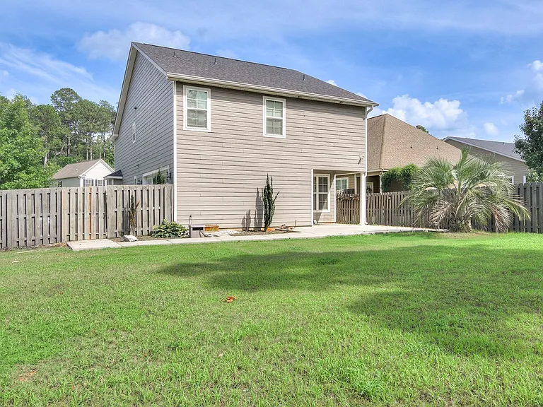 344 Colonnades Dr — Photo 50