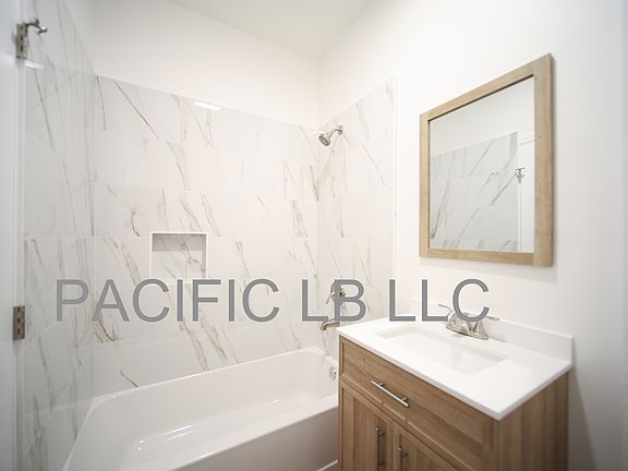 4th image of 1111 Pacific Ave