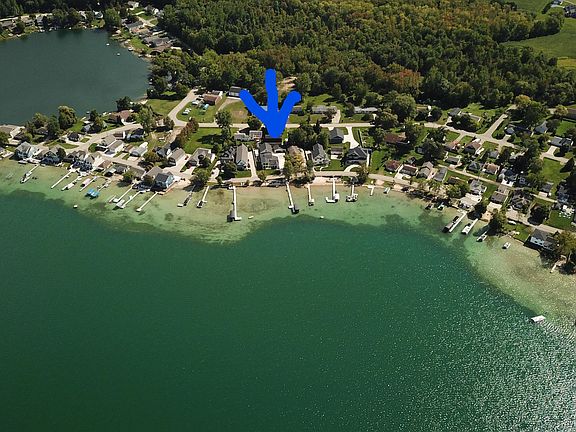3rd image of 529 S Shore Dr