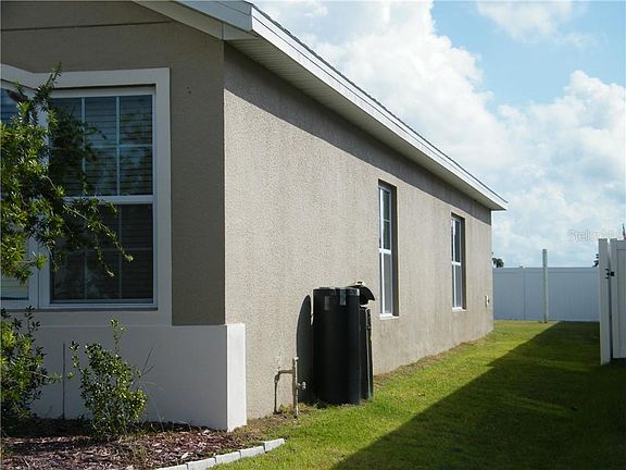 4th image of 2488 Addison Creek Dr