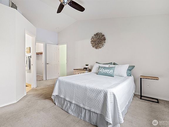 4th image of 20315 87th Avenue E