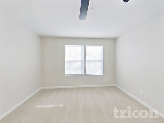 5th image of 1069 Joselynn Dr