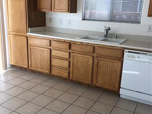 4th image of 8140 Starling View Ct