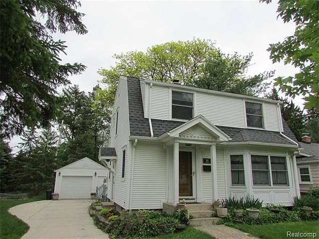 1st image of 480 Owendale St