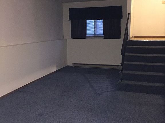 3rd image of 545 Sandra Ln APT 1