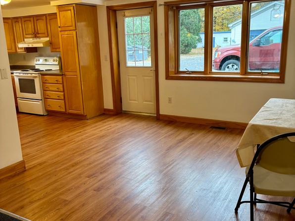 (undisclosed Address)