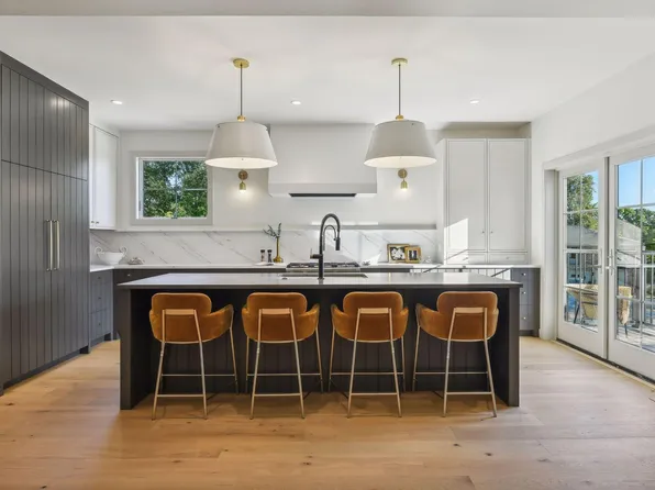 4243 Valley View Rd, Edina, MN 55424