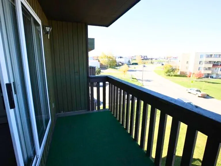 421 Ross Haven Dr — Photo 7