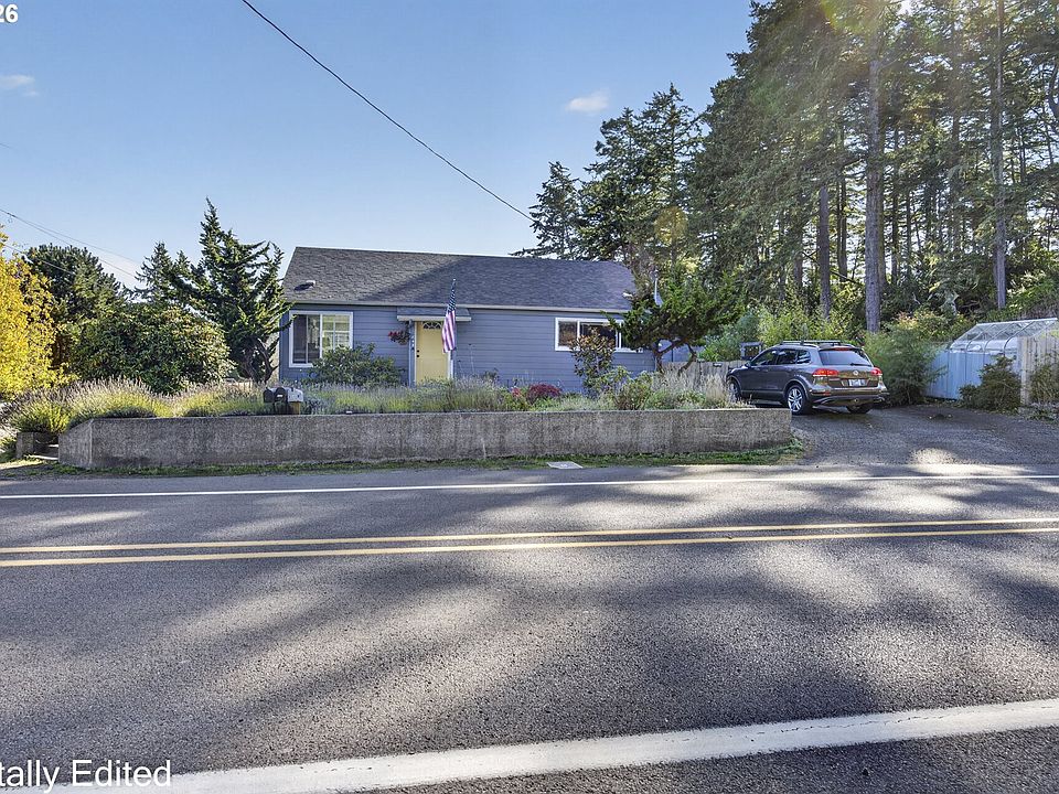 1st image of 844 Rhododendron Dr