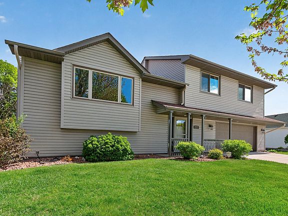 3rd image of 2287 Helmo Ct N