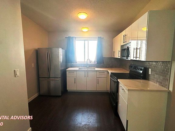 4th image of 8123 83rd Ave NW