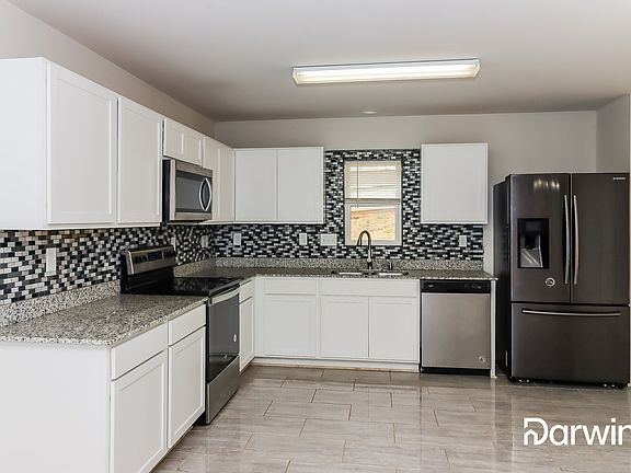 5th image of 521 Wendover Dr