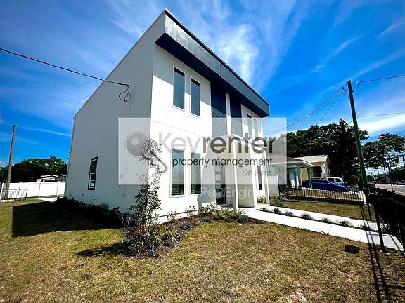 2nd image of 2703 N 24th St #1