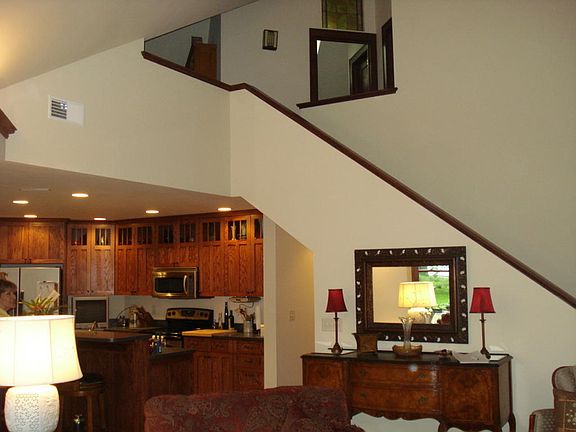 5th image of 3104 Lakeshore Dr