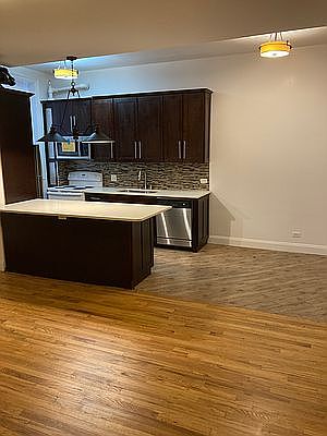 3rd image of 480 W 187th St #A1