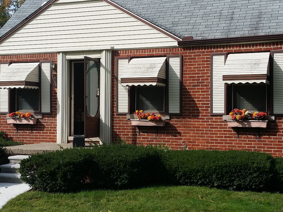 1st image of 7765 W Parkway St