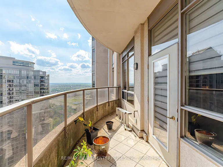 35 Kingsbridge Garden Cir #3301 — Photo 24