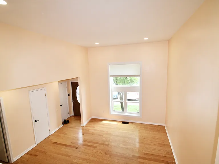 8501 Buckeye Ct — Photo 5
