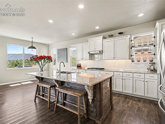 5th image of 17297 Leisure Lake Dr