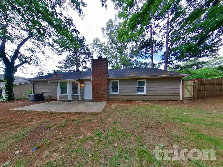 1616 Cherry Hill Rd SW — Photo 16