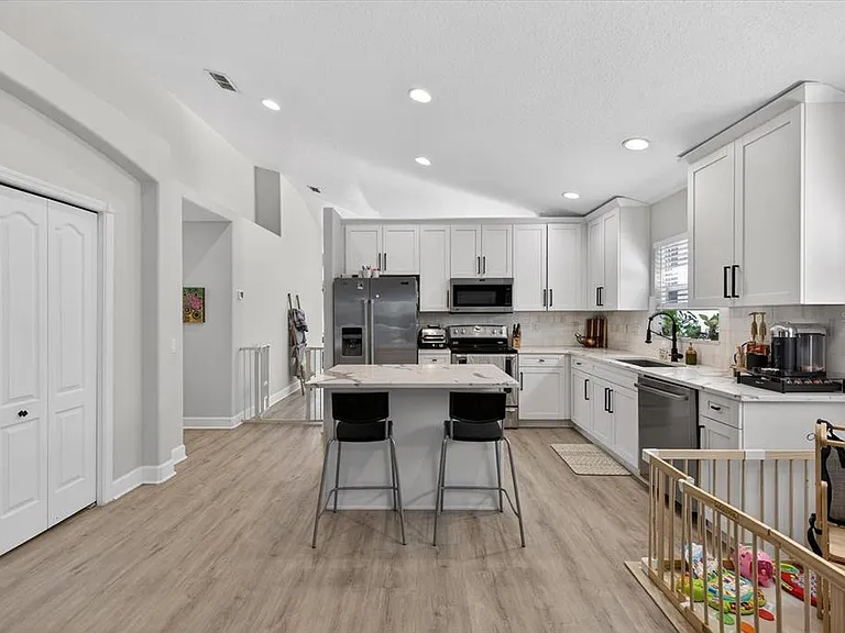 5209 Abbey Park Ave — Photo 13