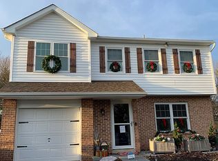 83 Jasen Dr, Chalfont, PA 18914