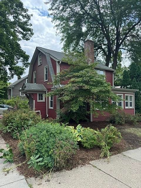 2nd image of 2421 Gregory St