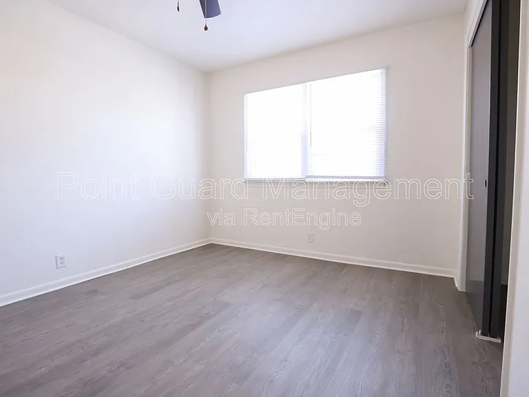 2922 N 54th St — Photo 31