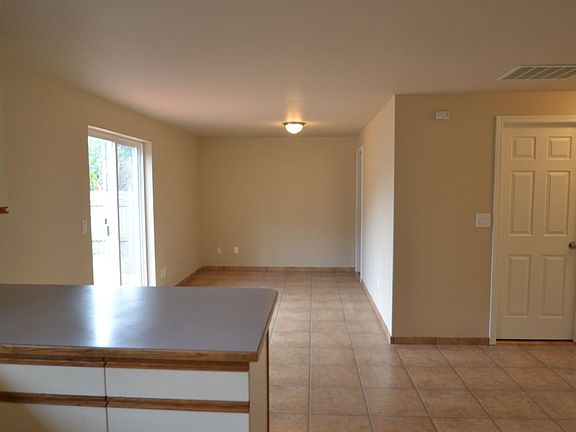 3rd image of 1905 151st Street Ct S