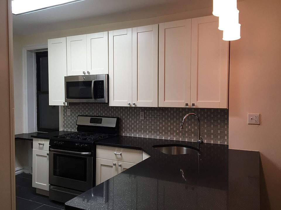 1st image of 45 Hawthorne St APT 1D