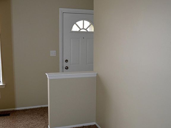 5th image of 34750 Hunter Ave