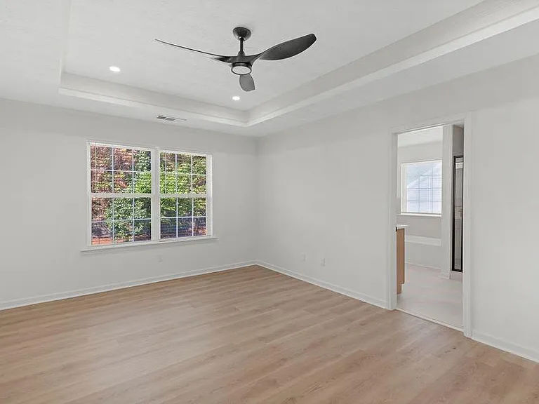 6060 Winston Trce — Photo 17
