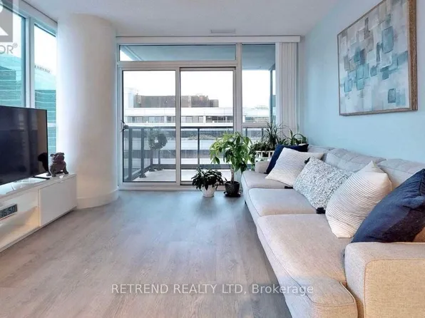 88 Sheppard Ave W #802, Toronto, ON M2N 1M5