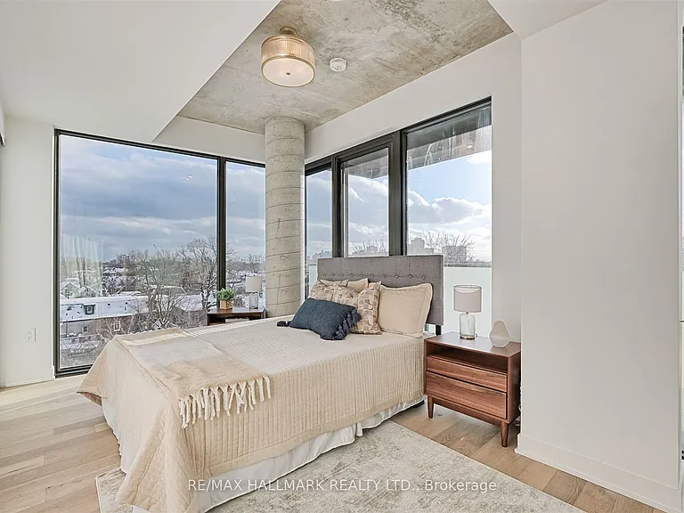 2625 Dundas St W #601 — Photo 14