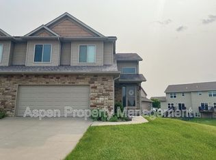 1765 Sara Ct, North Liberty, IA 52317